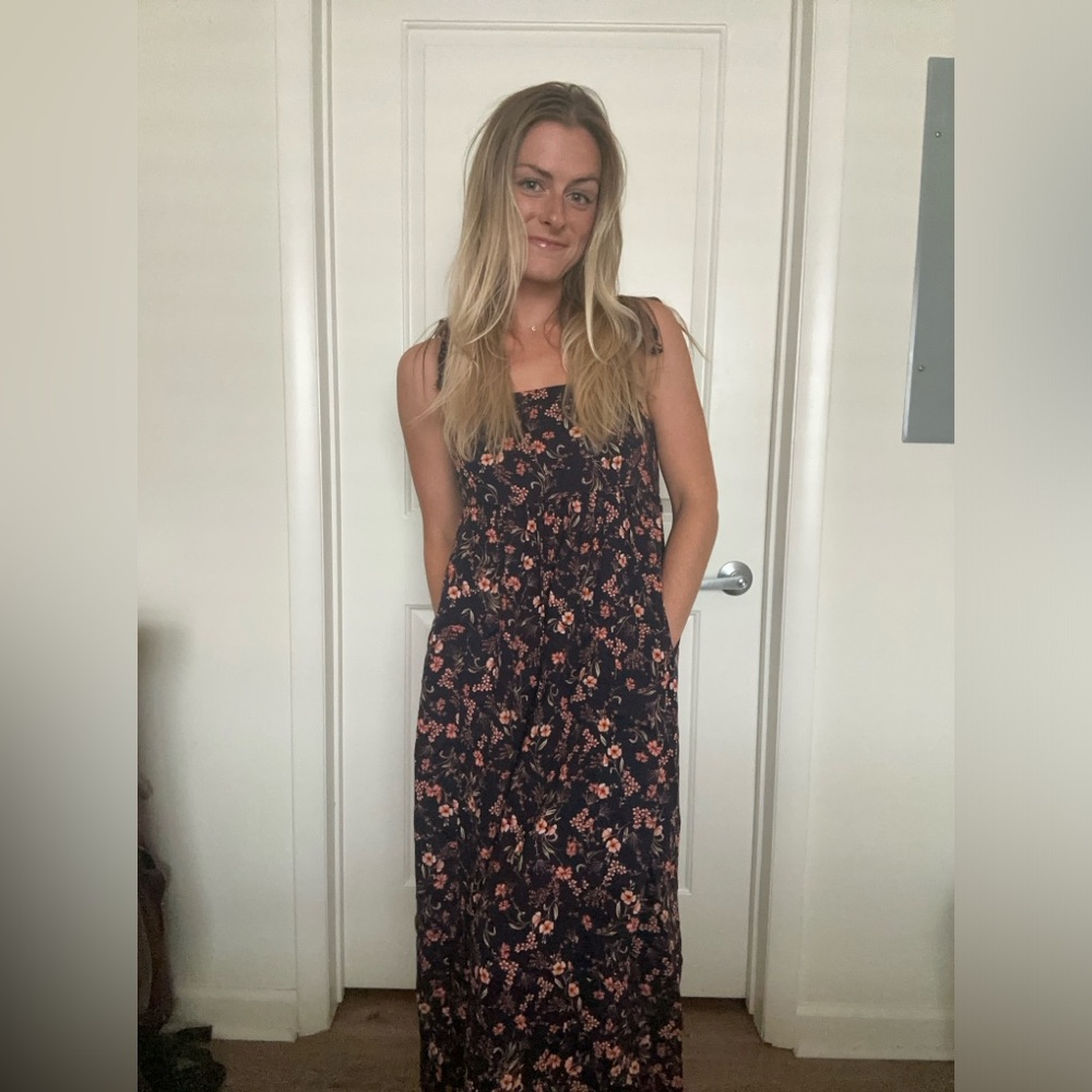 Floral Maxi Dress with Pockets